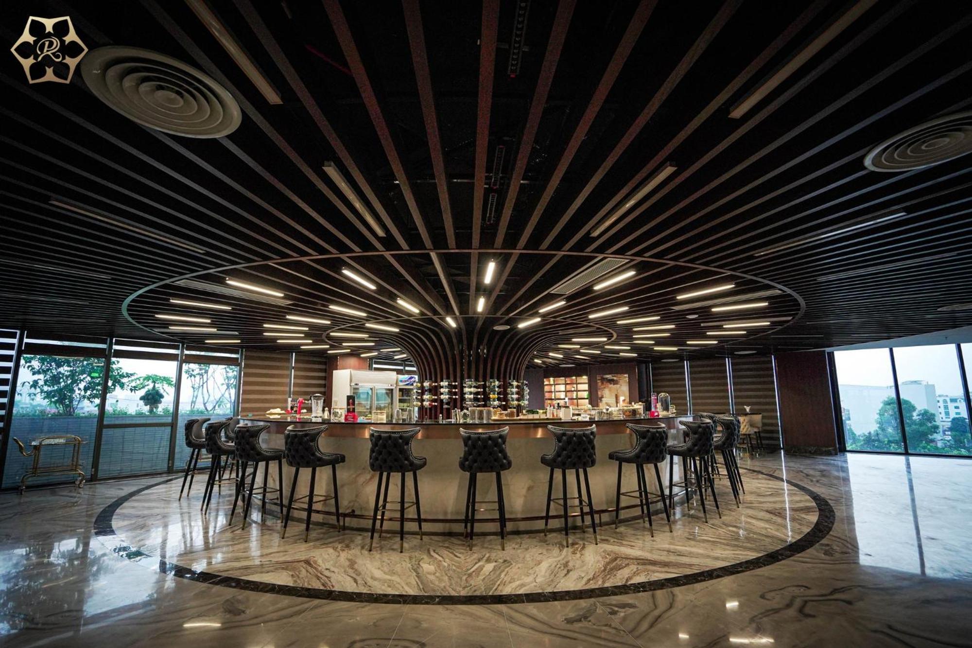 Cua Dong Luxury Hotel فينه المظهر الخارجي الصورة