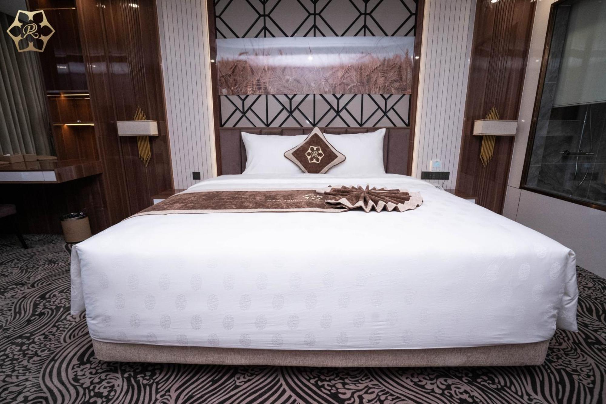 Cua Dong Luxury Hotel فينه المظهر الخارجي الصورة